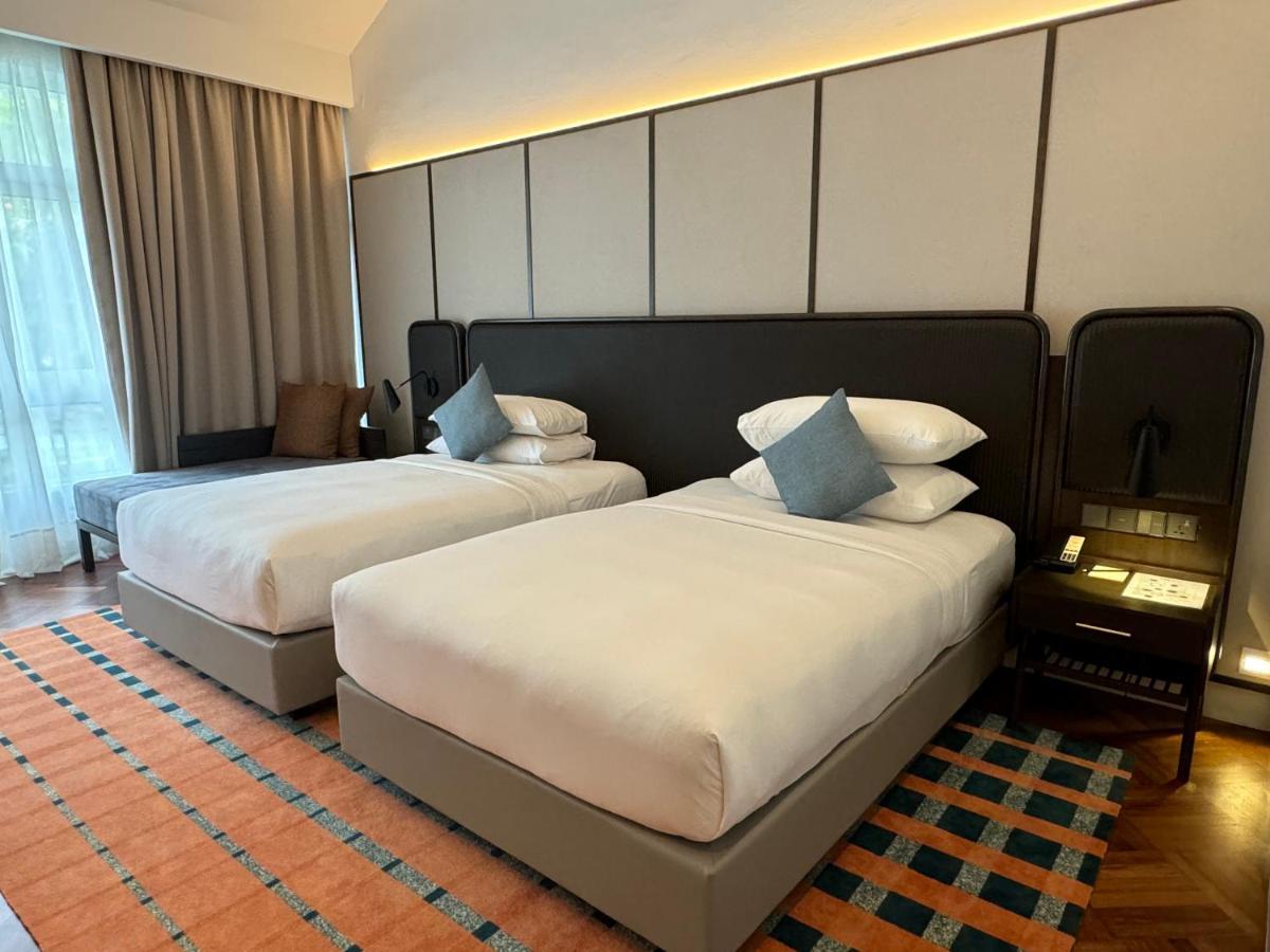 Lone Pine, Penang, A Tribute Portfolio Resort Batu Feringgi Exterior foto