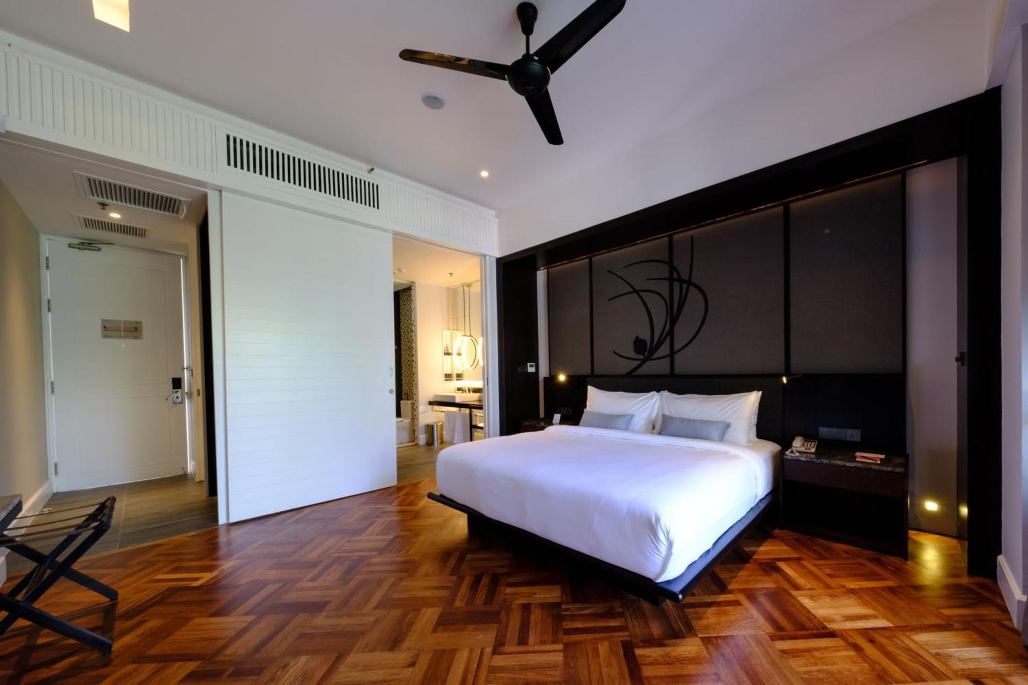 Lone Pine, Penang, A Tribute Portfolio Resort Batu Feringgi Exterior foto